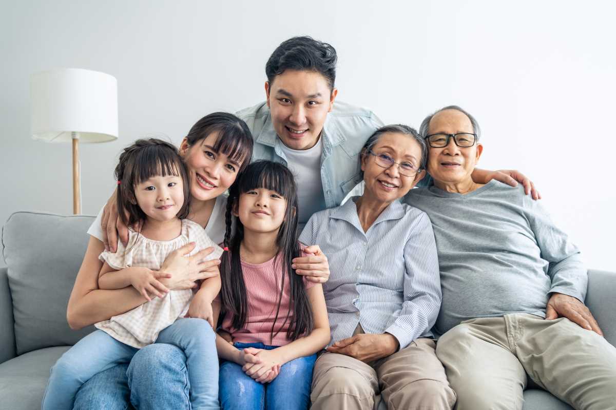 How to Strengthen Family Bonds at Home